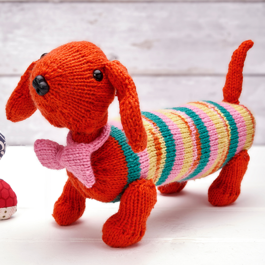 Daxie Dog & Blanket Knitting Kit